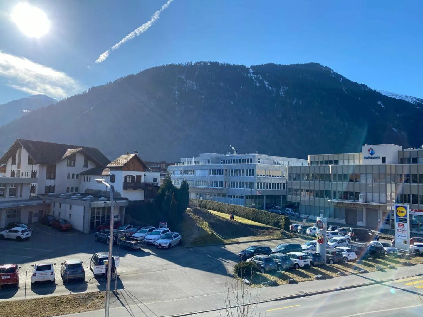 Spazio commerciale moderno per un ufficio o uno studio - Foto 6 di 8