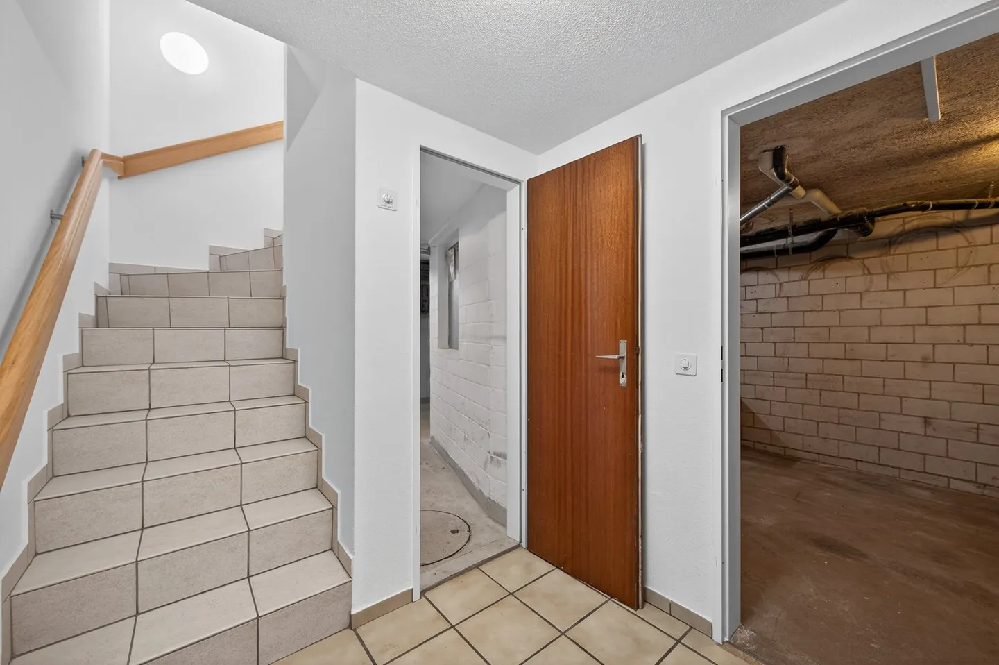 Familienidylle in Reichenburg SZ-ruhig, zentral und mit Bergblick - Foto 13 von 17