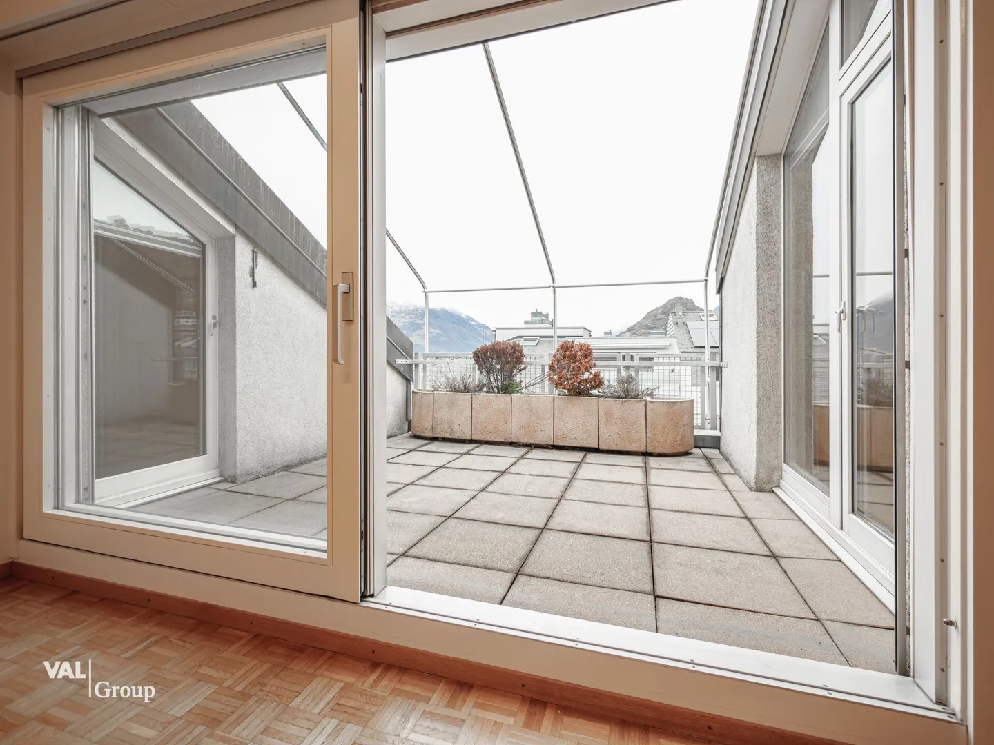 Magnificent duplex in the heart of Sion - Photo 13 of 14