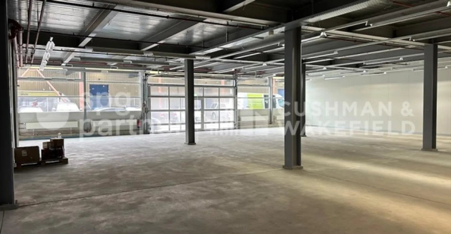 «Dépôt» - Photo 2 sur 11