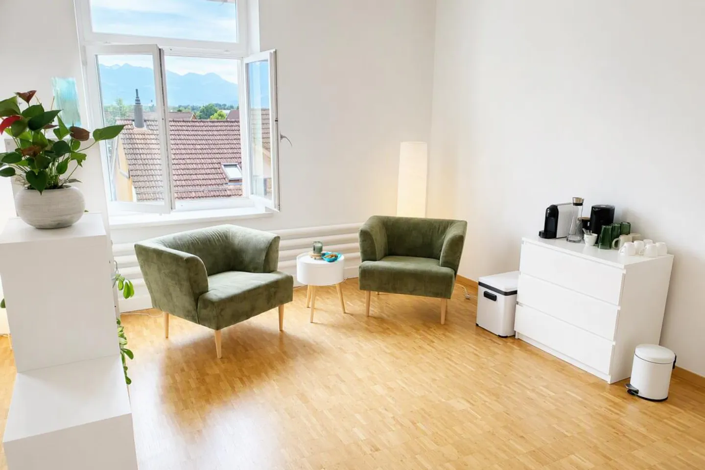 Modernes Büro im ri.nova Zentrum - Foto 1 von 8