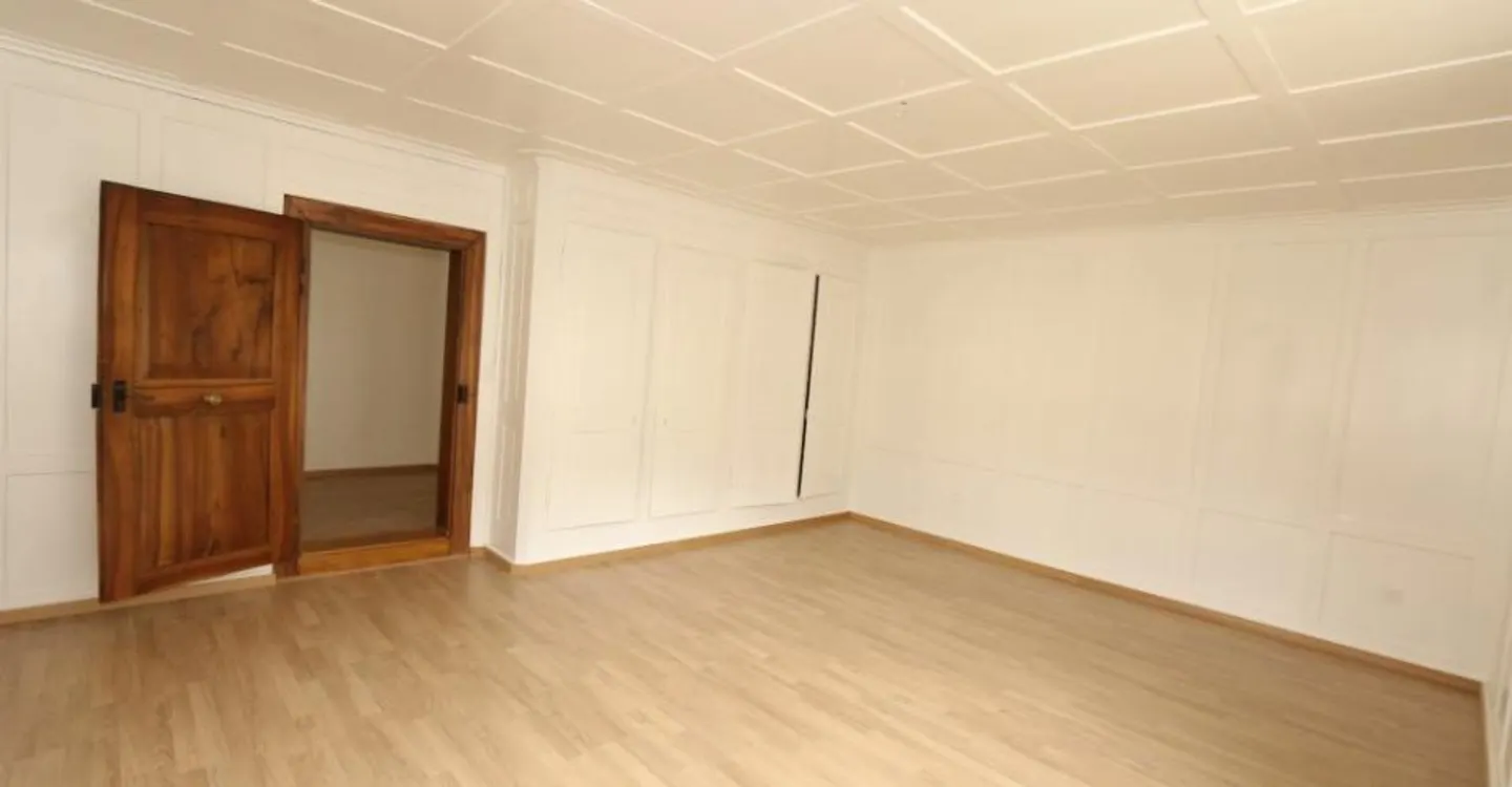 Modernes 4.5 Zimmer Appartement - Foto 8 von 10