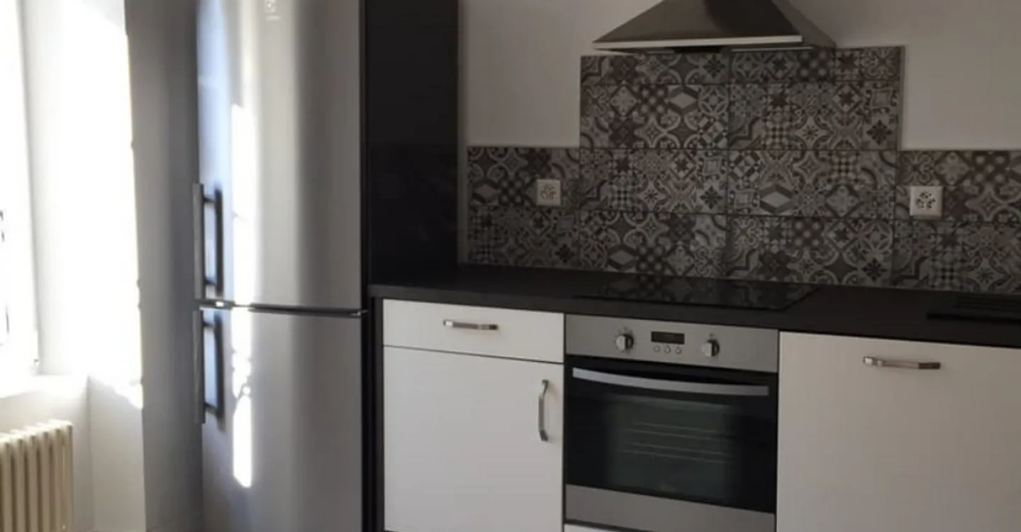 Magnificent 3-room apartment with a view - Photo 3 of 11