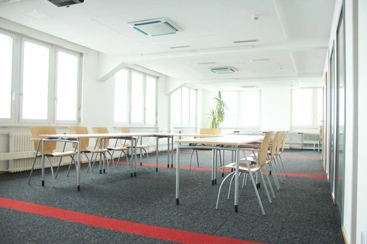 Modernes Büro im ri.nova Zentrum - Foto 6 von 8