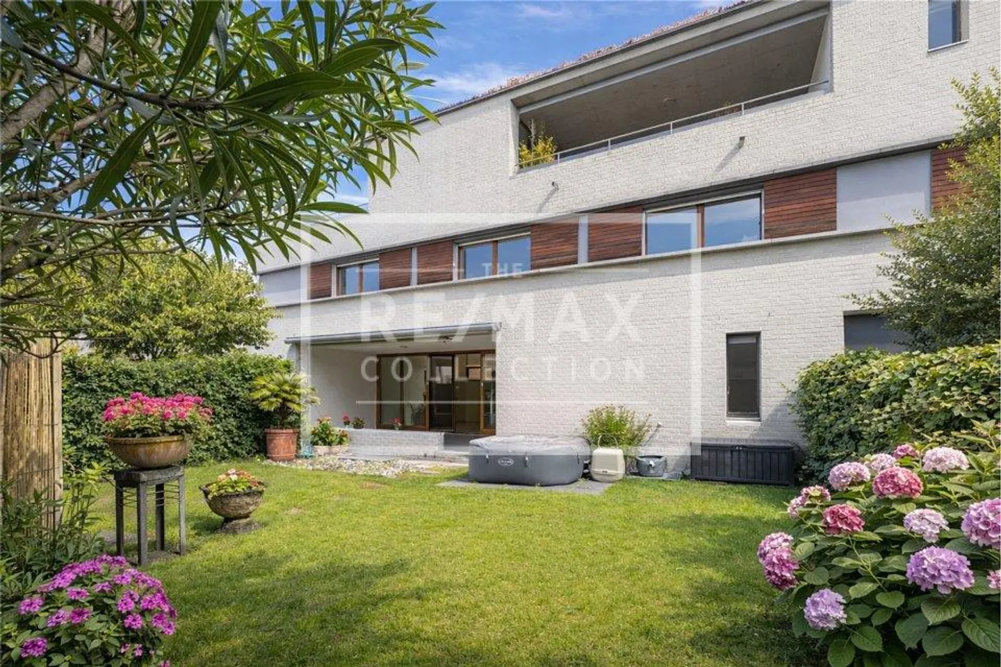 Appartamento duplex centrale con giardino - Foto 1 di 13
