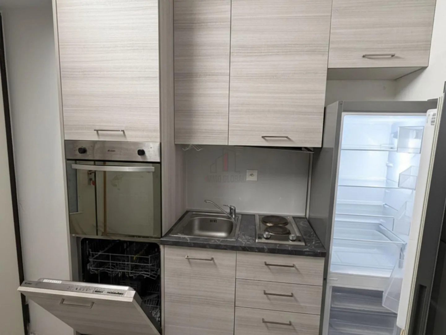 MONOLOCALI IN AFFITTO A SAN PIETRO DI STABIO - Foto 6 di 8