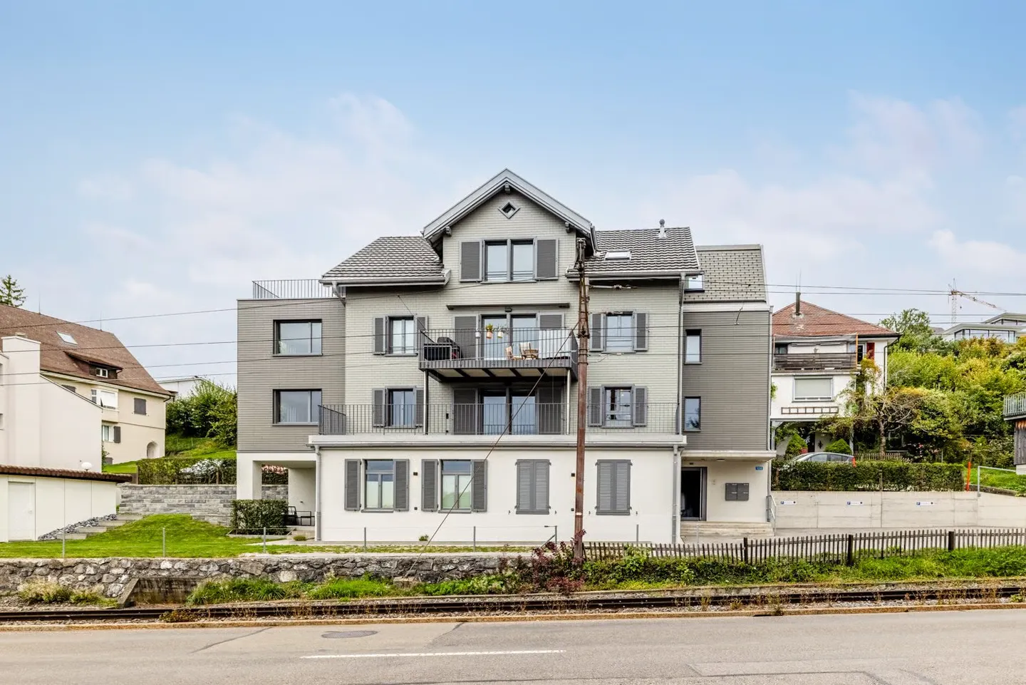 Modern Multi-Family House with 4 Apartments in Niederteufen - Photo 2 of 12
