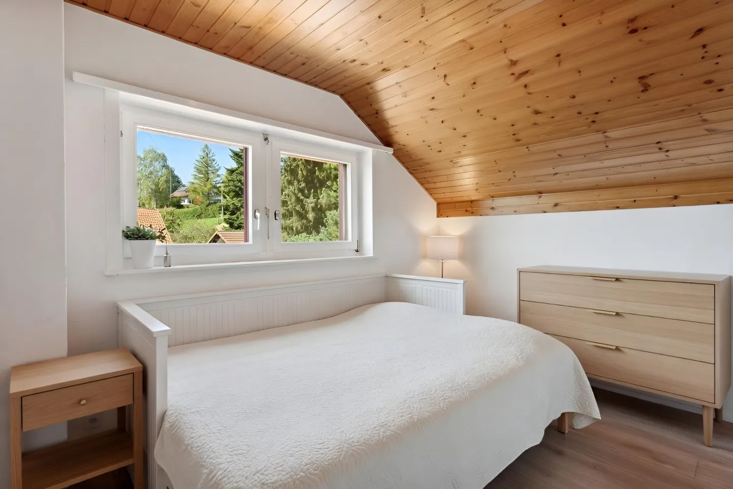 Family villa 35 minutes from Lausanne, panoramic view, calm and quiet - Photo 11 of 13