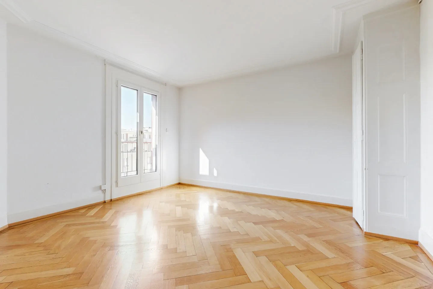 Nur wenige Minuten vom Zentrum entfernt - CDD 30.11.2026 - Foto 3 von 9