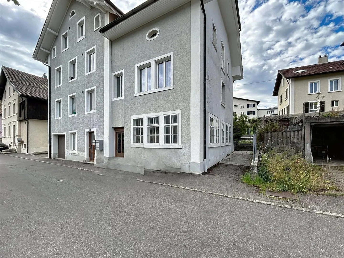 Investment property in Tramelan - 5% net - Photo 1 of 9