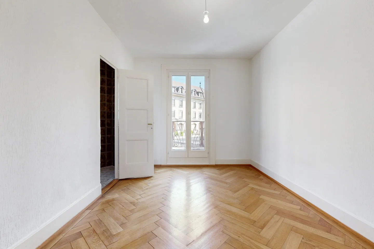 Nur wenige Minuten vom Zentrum entfernt - CDD 30.11.2026 - Foto 4 von 9