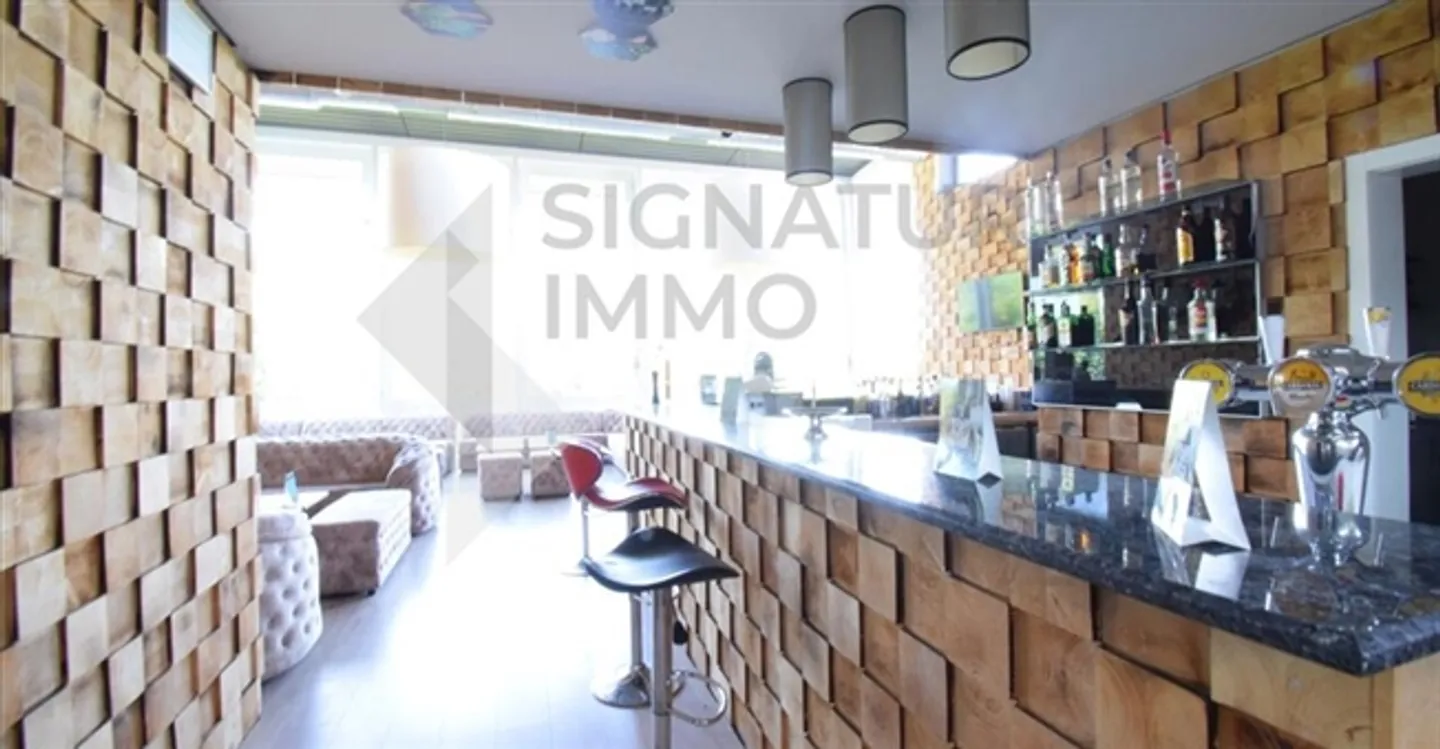 Restaurant 5 pieces - Photo 5 of 11