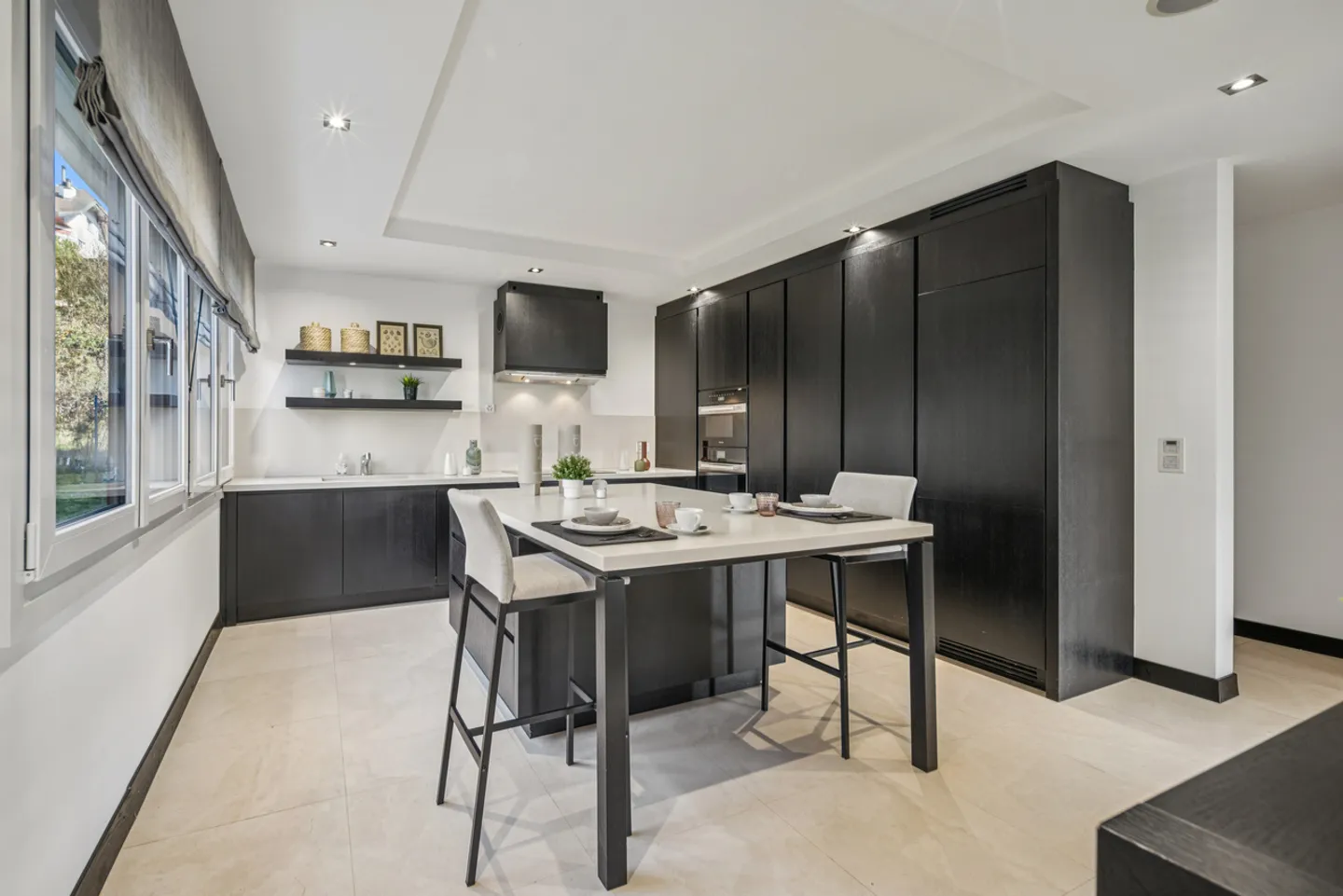 PULLY SUD Luxury apartment located a stone's throw from the lake - Photo 4 of 16