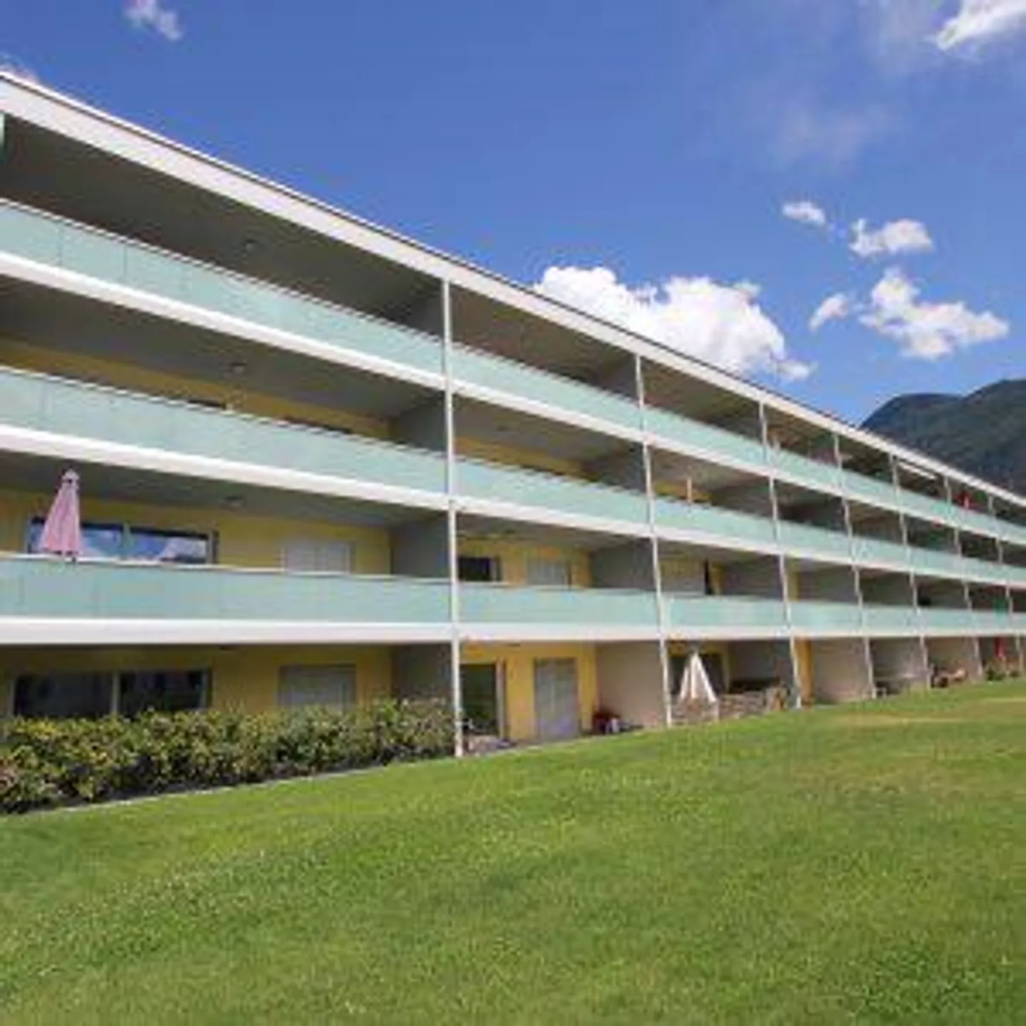 Cozy 4.5-Room Apartment in Fully - Photo 1 of 7