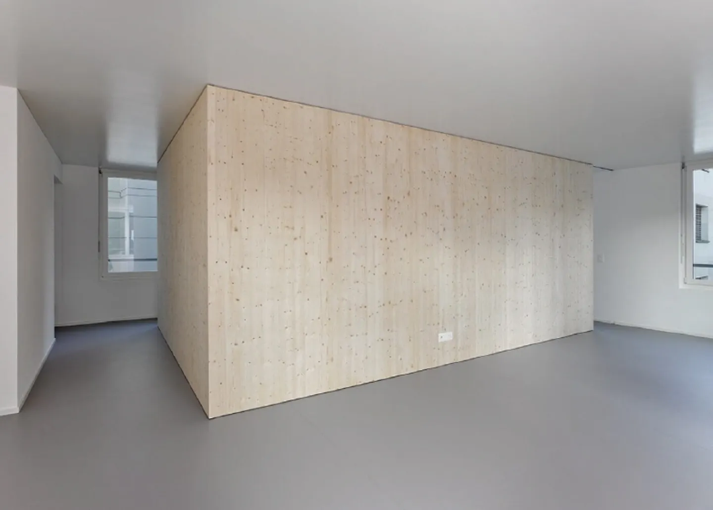 Luminoso e moderno in una posizione privilegiata - Foto 3 di 7