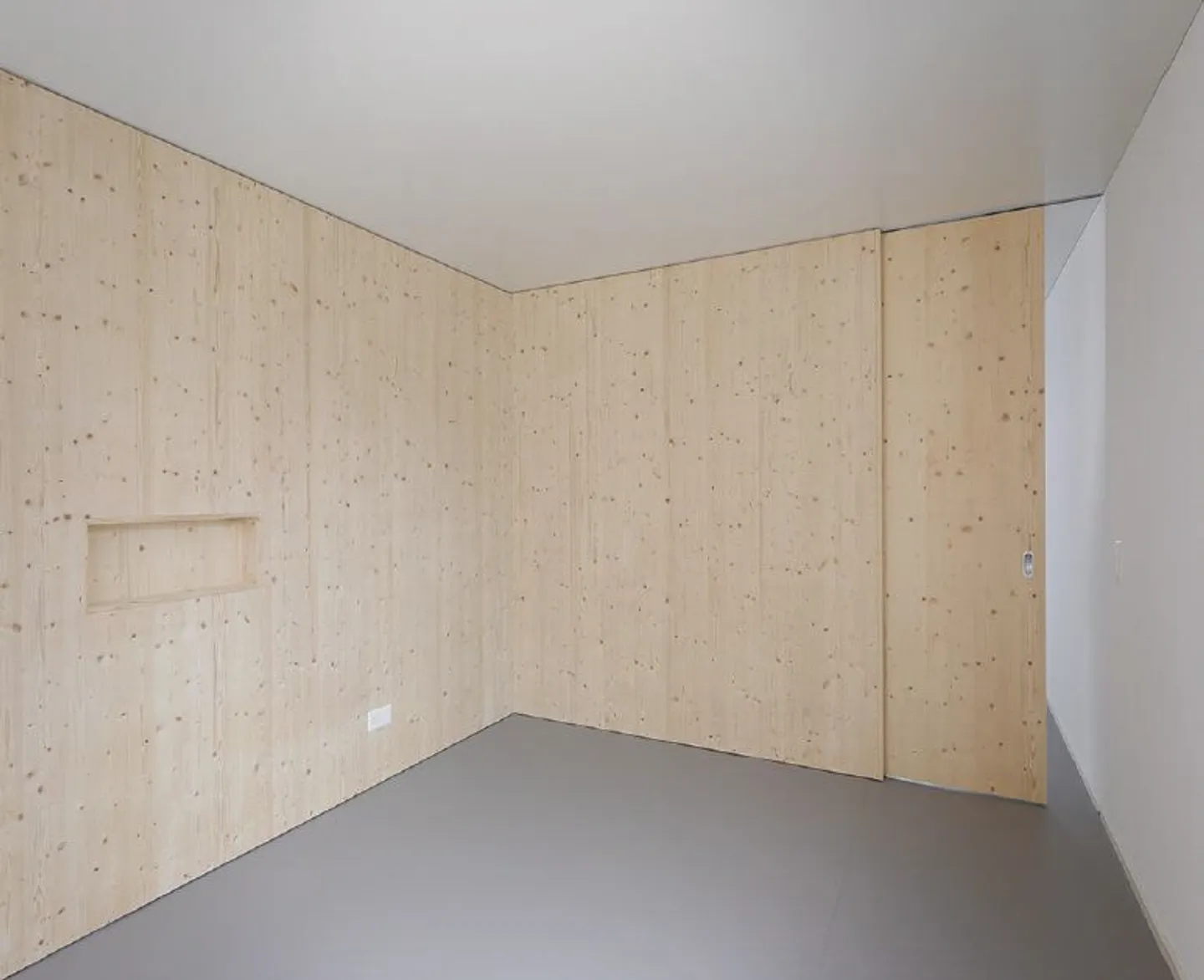 Luminoso e moderno in una posizione privilegiata - Foto 4 di 7