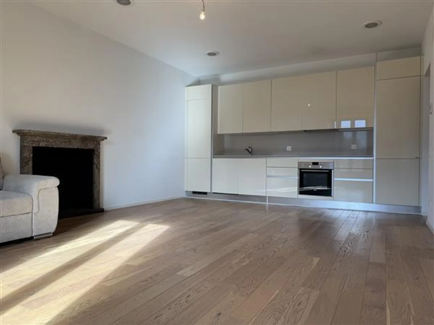 Lugano: 3,5-Zimmer-Wohnung - Foto 2 von 11