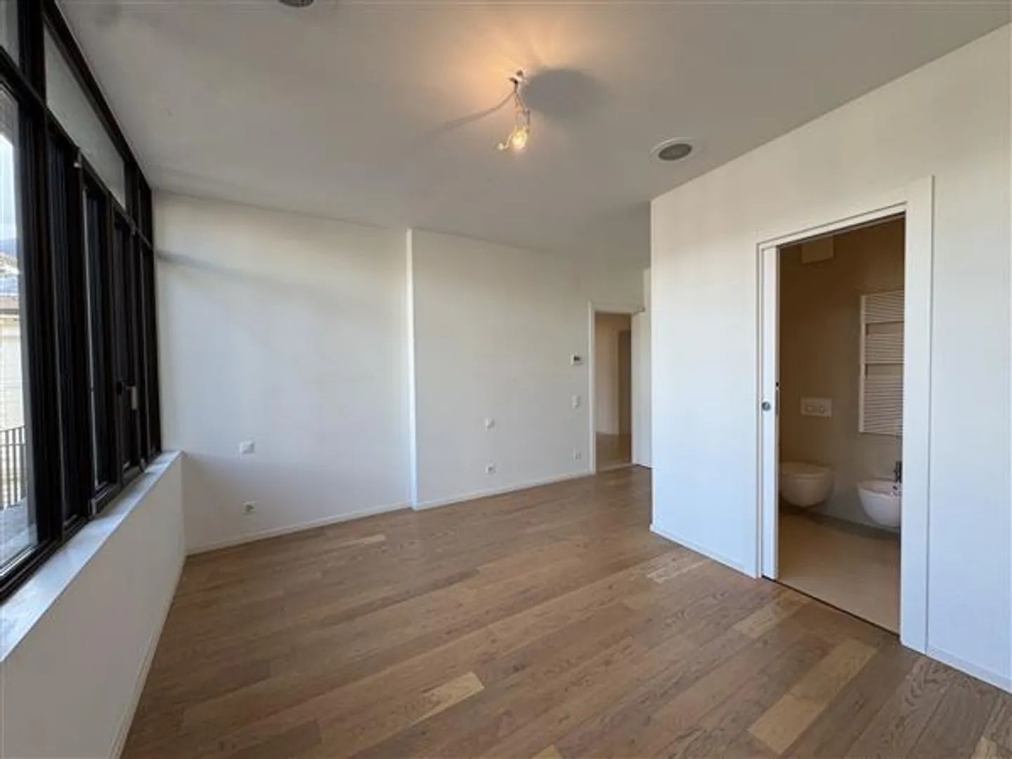 Lugano: 3,5-Zimmer-Wohnung - Foto 7 von 11