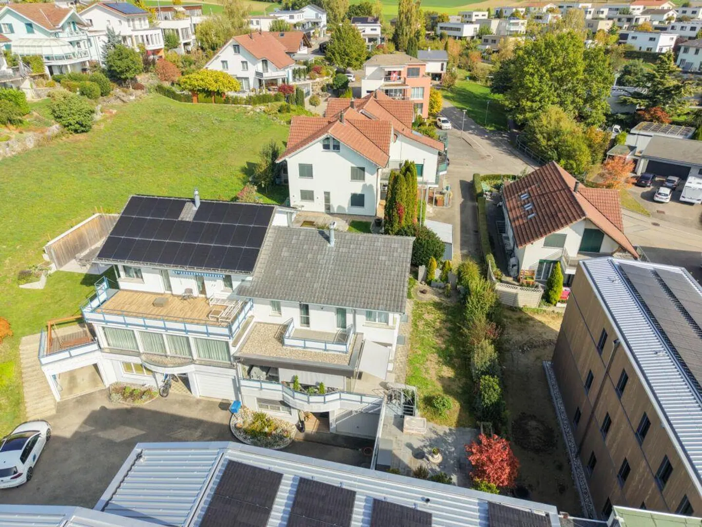 Casa bifamiliare soleggiata nel tranquillo Buttisholz - Foto 9 di 10