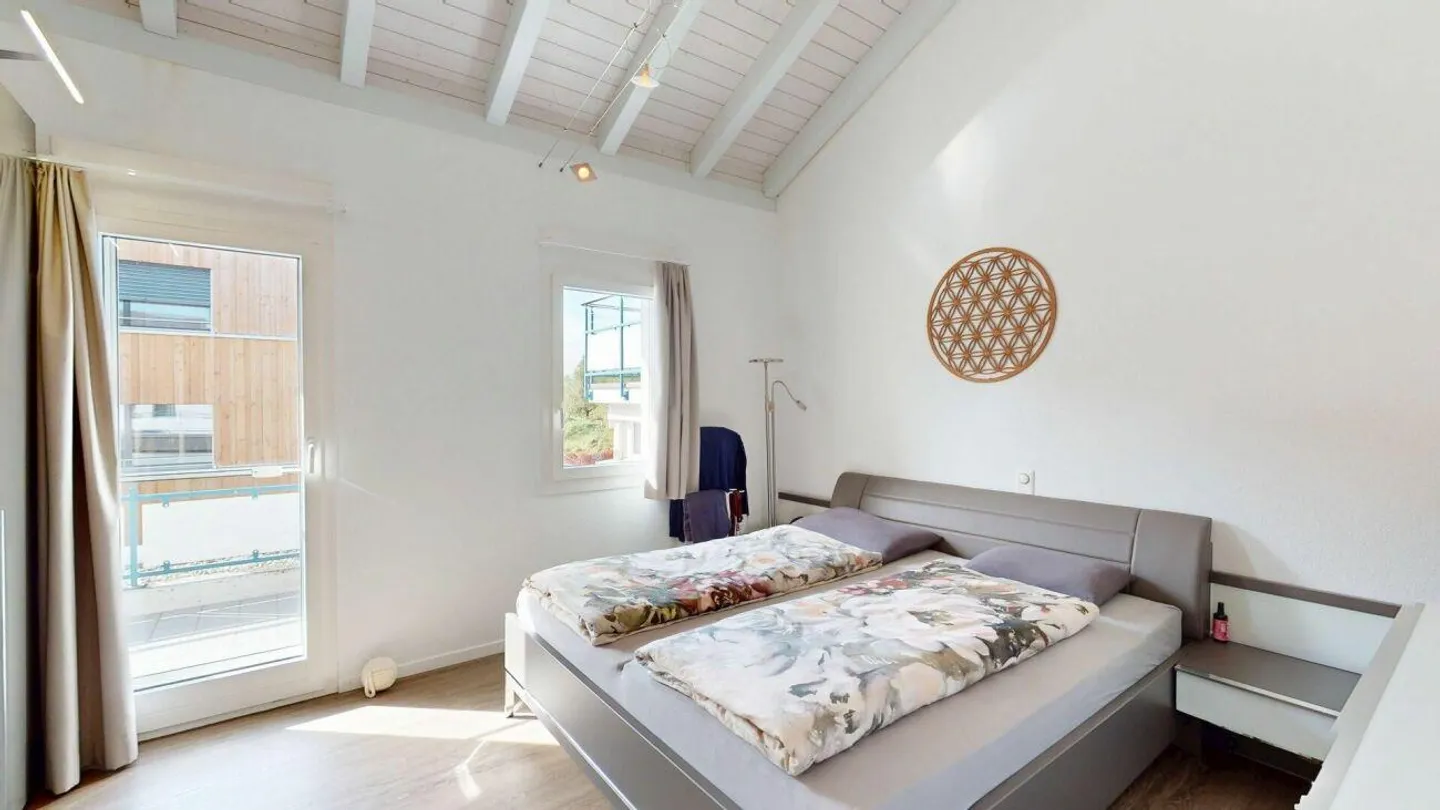 Casa bifamiliare soleggiata nel tranquillo Buttisholz - Foto 7 di 10