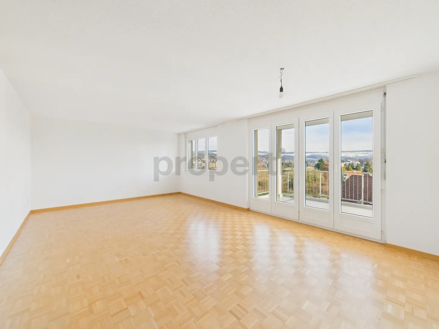 4.5-room apartment with plenty of daylight in Wohlenschwil (AG) - Photo 2 of 13