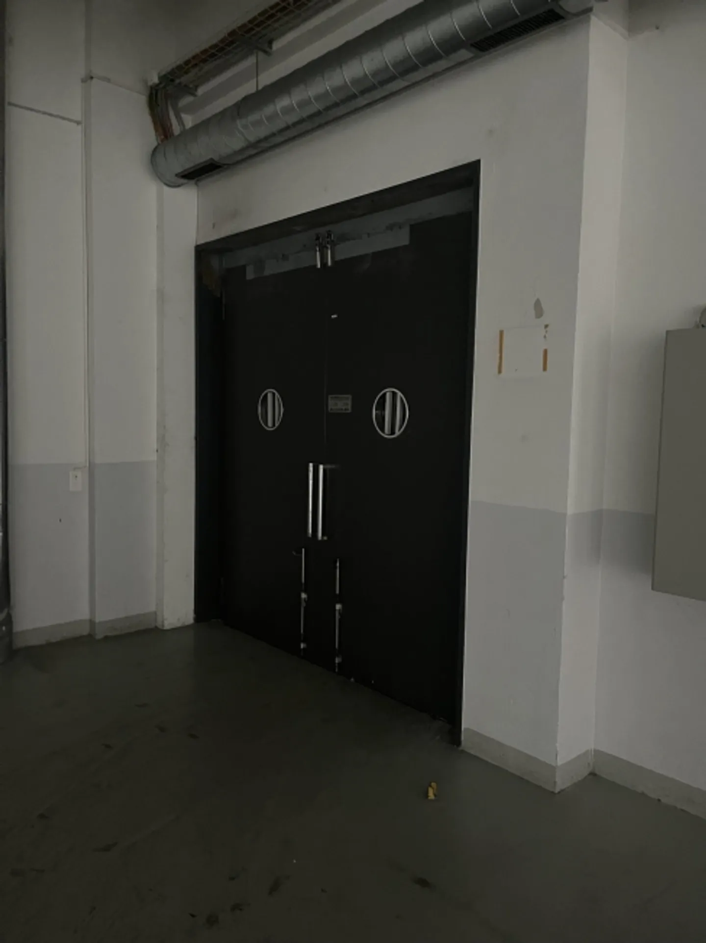 Edificio ad uso misto in affitto - Foto 2 di 12