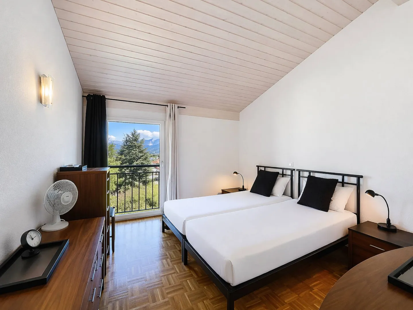 Magnifique Appartement Vue Lac - Photo 8 sur 9