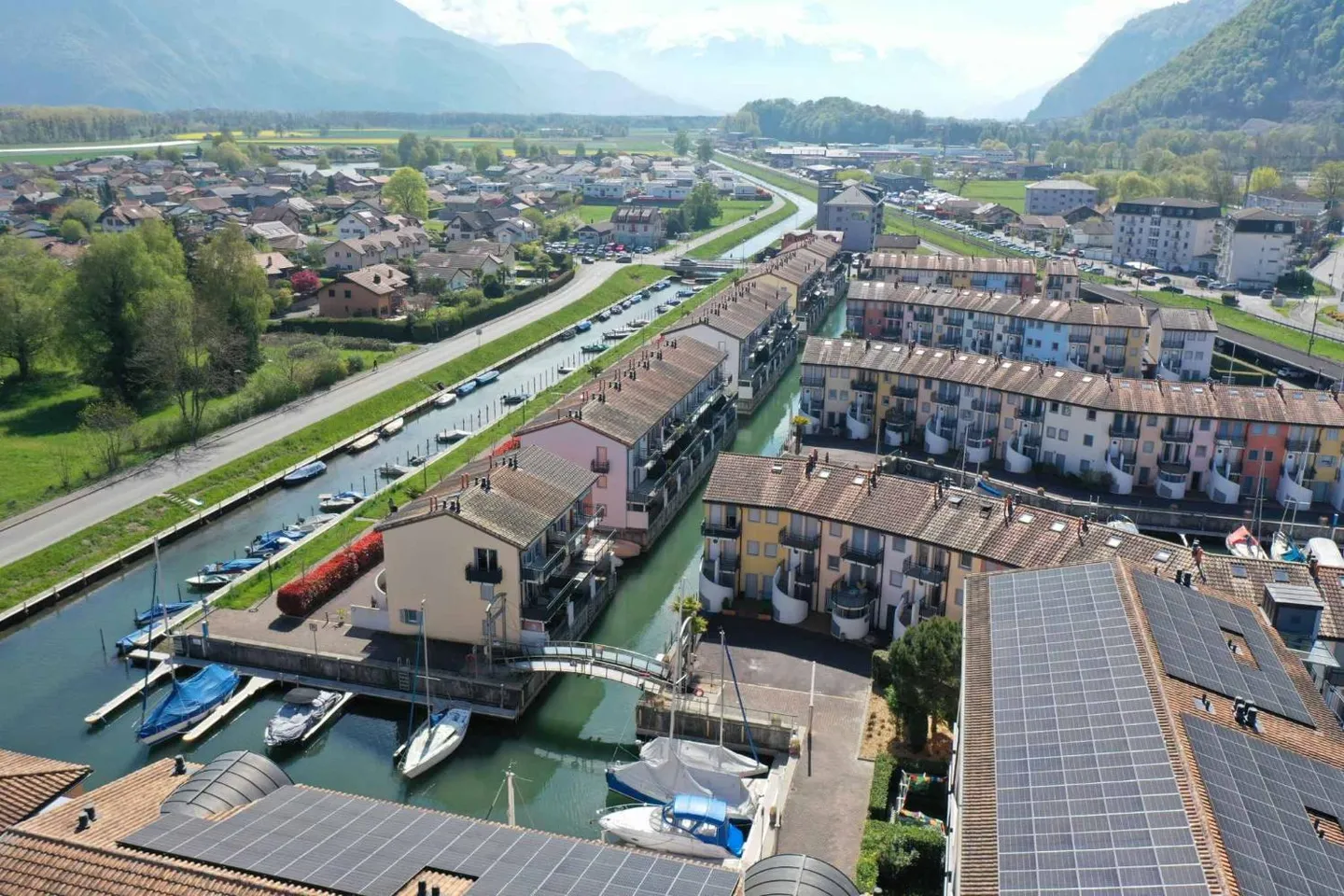 Magnifique Appartement Vue Lac - Photo 5 sur 9