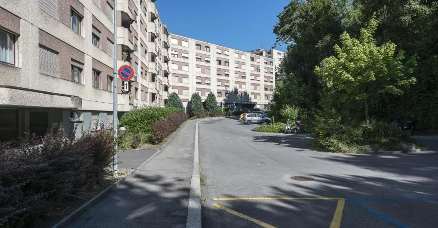 Posti auto all'aperto per moto - Foto 2 di 2