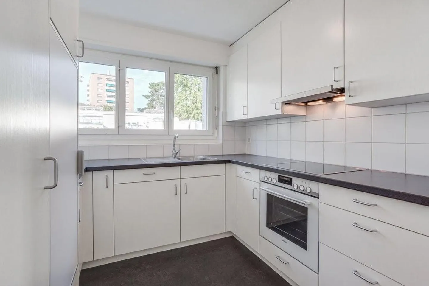 Vivre directement au bord du lac de Zoug - Photo 2 sur 7