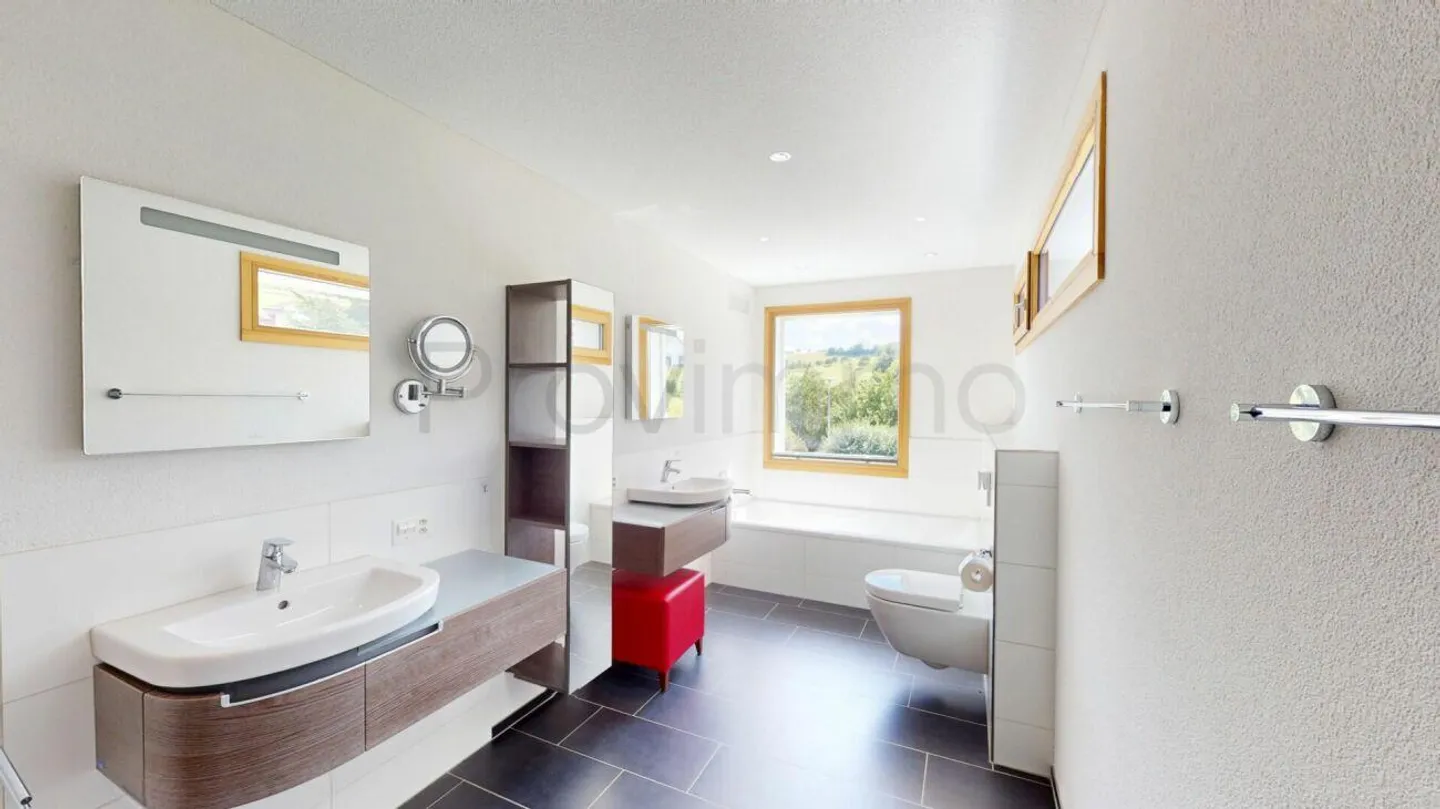 Casa unifamiliare di 6,5 stanze a Oberhofen AG - Foto 15 di 19