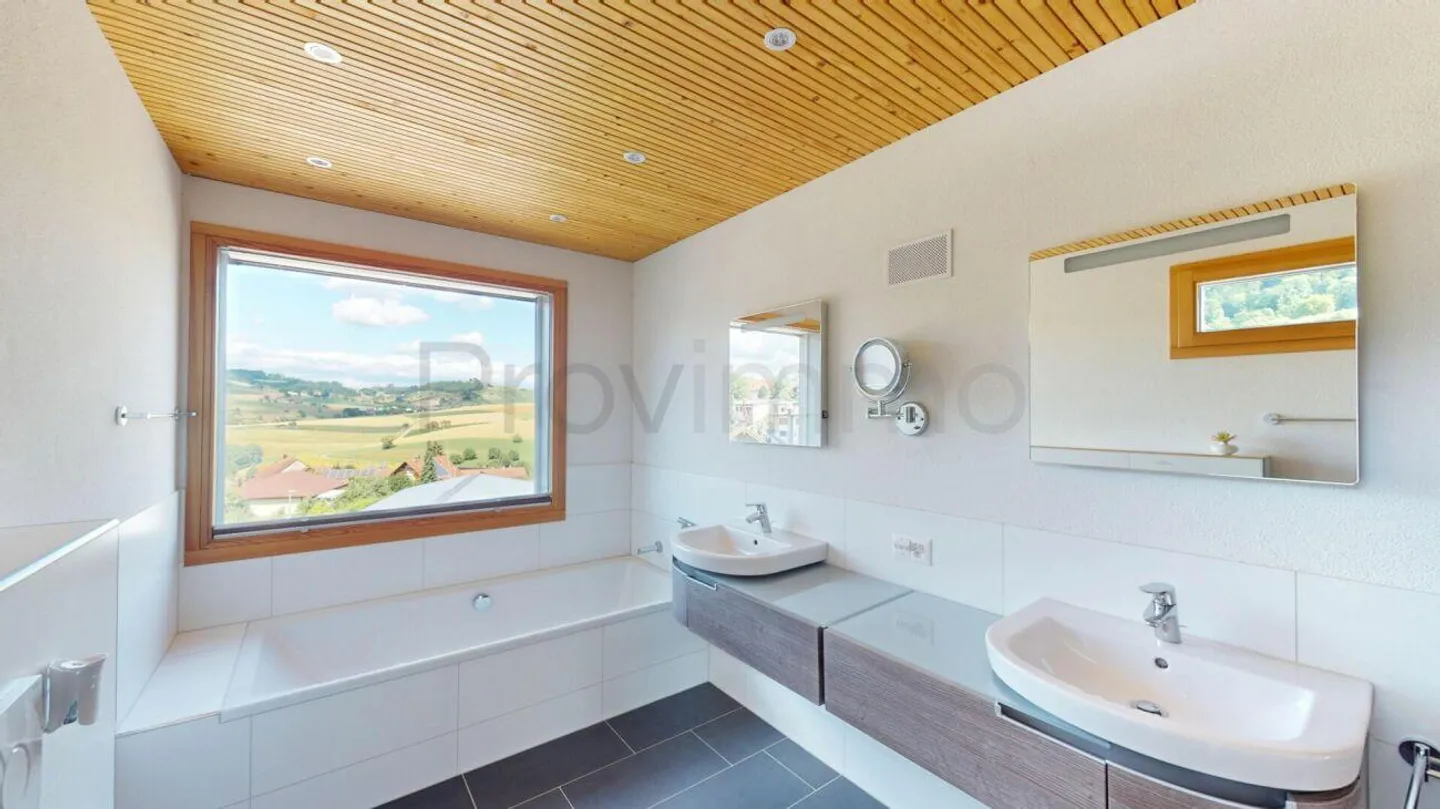 Casa unifamiliare di 6,5 stanze a Oberhofen AG - Foto 17 di 19