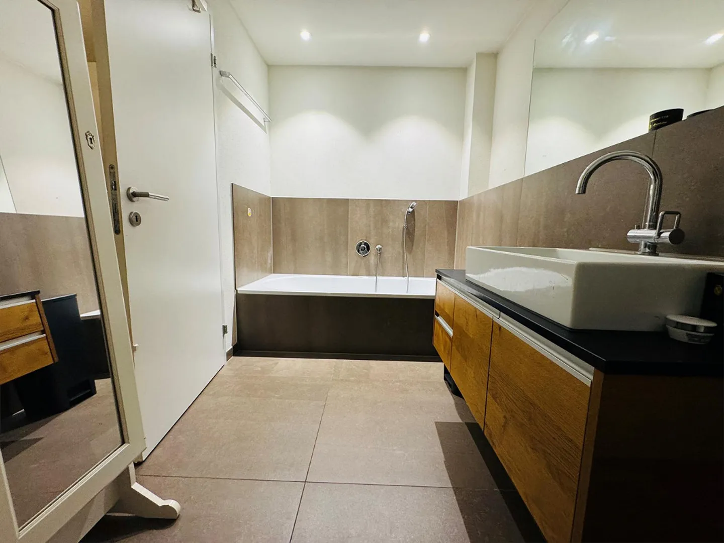 Appartamento moderno 3,5 locali nella «Residenza Milan» – Spazio, Comfort & N - Foto 5 di 12