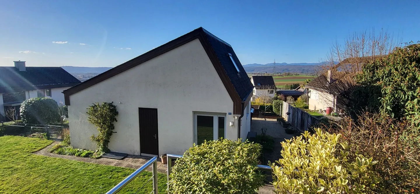 Charmantes Haus mit Galerie - Foto 1 von 37