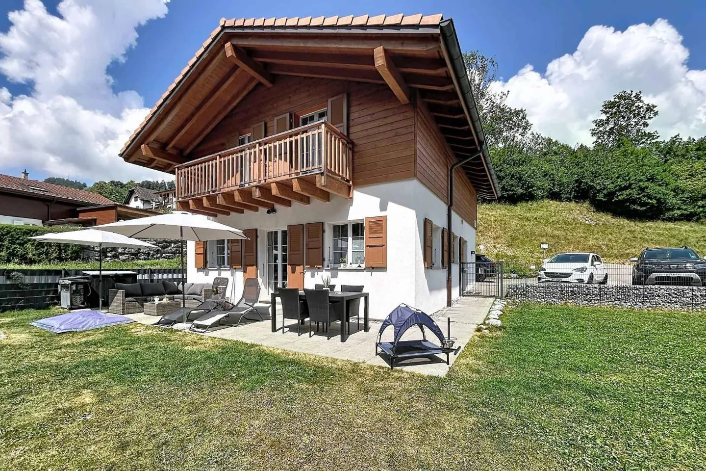 Casa indipendente di 4,5 locali con esposizione a sud e vista sulle montagne - Foto 2 di 13