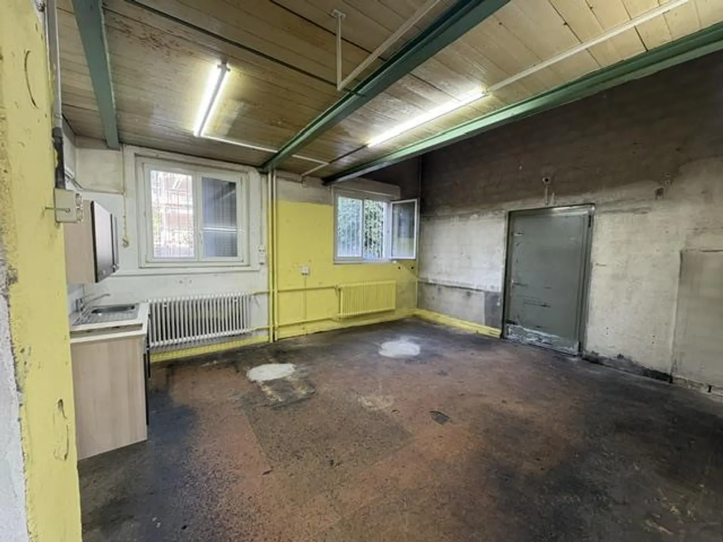 Temporary Retail Space on the Ground Floor, 8048 Zurich for Rent until 31.03.2027 - Photo 5 of 6