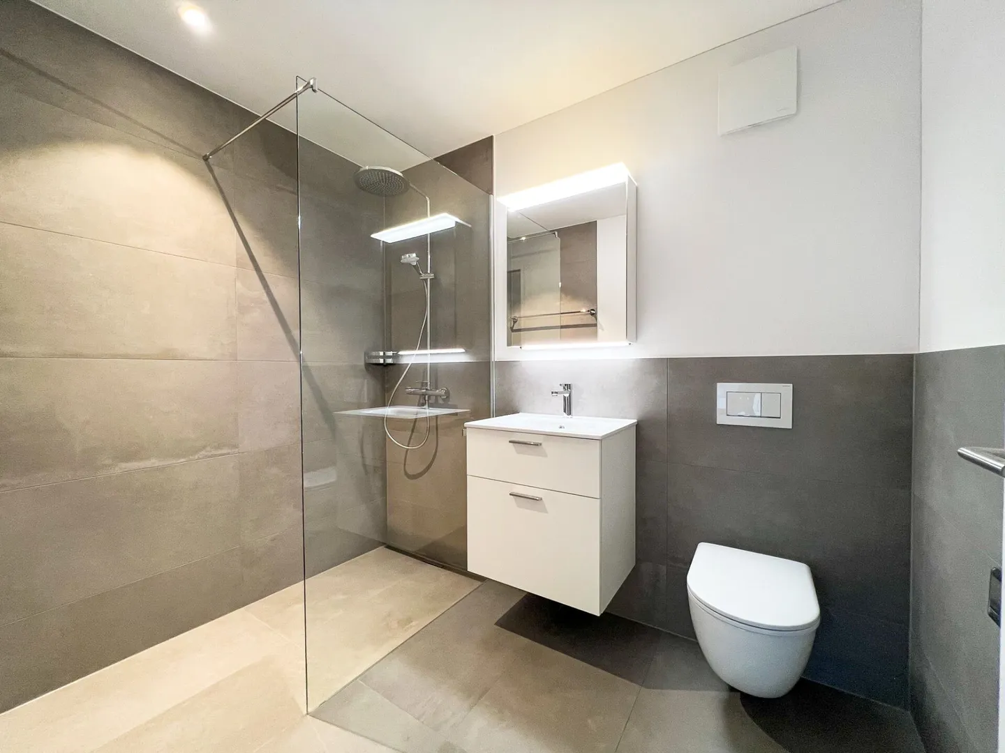 Appartement moderne avec jardin - Photo 6 sur 8