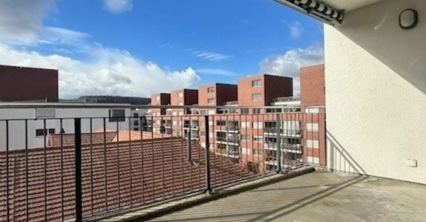 Luminoso appartamento di 2,5 stanze nel popolare Zwicky Areal - Foto 6 di 6