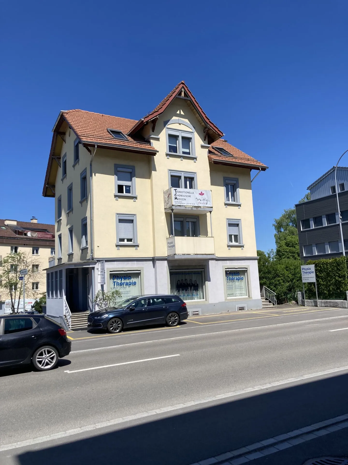 Appartement agréable de 4,5 pièces avec grande terrasse - Photo 1 sur 10
