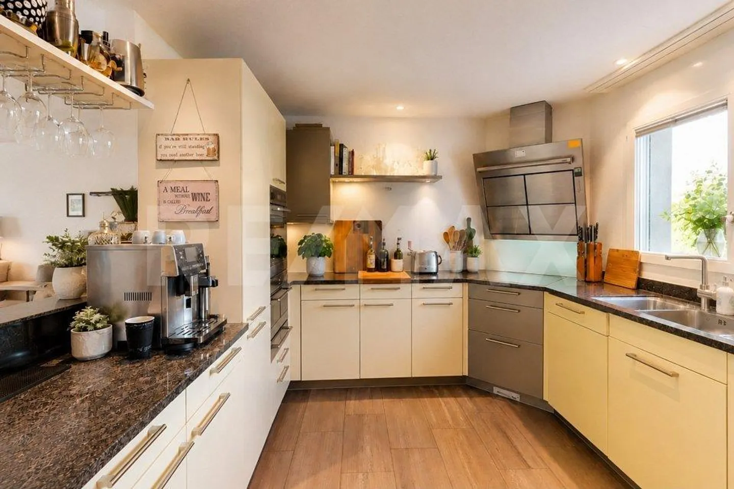 Spacious Living with Garden Idyl in Villnachern - Photo 4 of 13