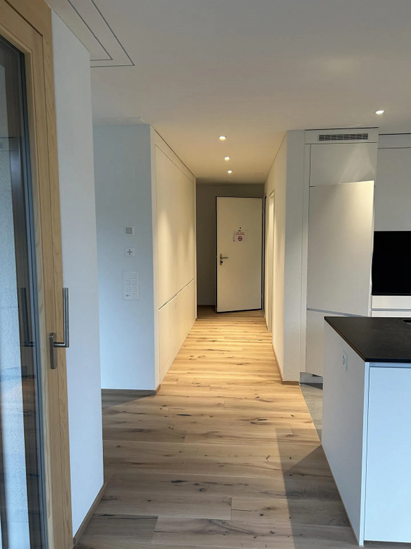 First rental 4.5 room new apartment - Photo 4 of 12