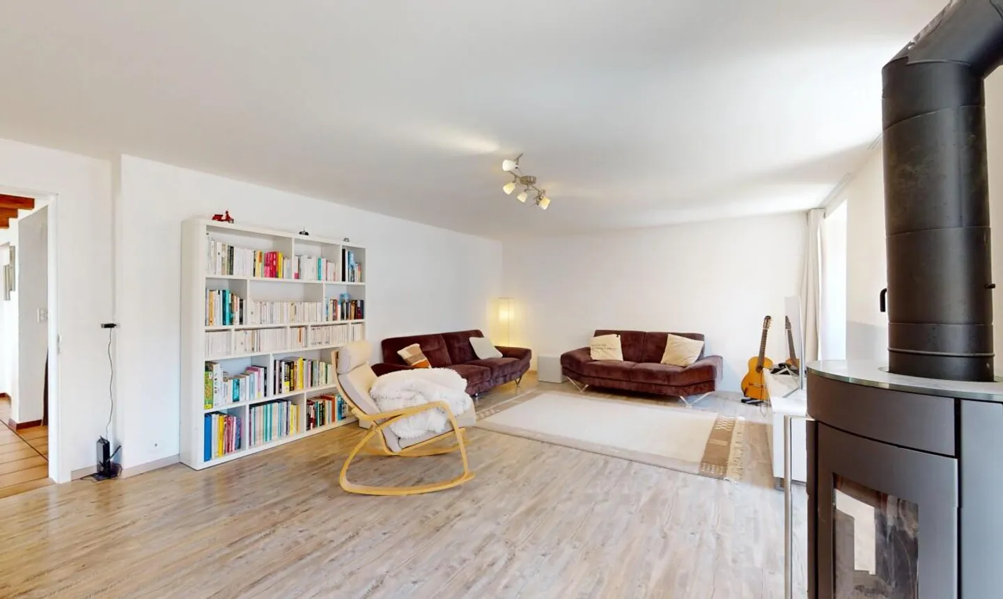 In der Nähe von Yverdon: geräumige 4,5-Zimmer-Wohnung mit Gemeinschaftsgärten - Foto 5 von 11