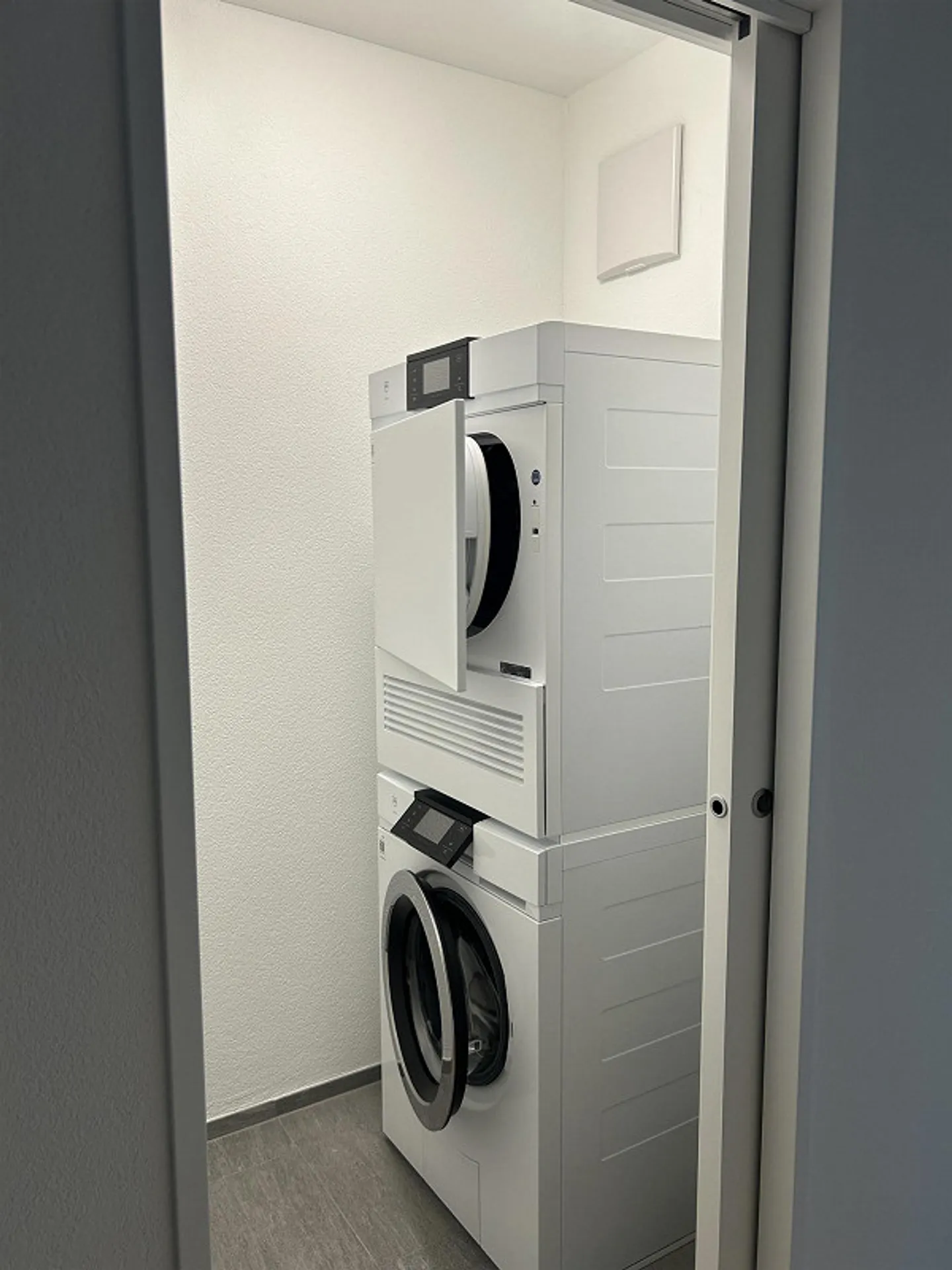 First rental 4.5 room new apartment - Photo 7 of 12