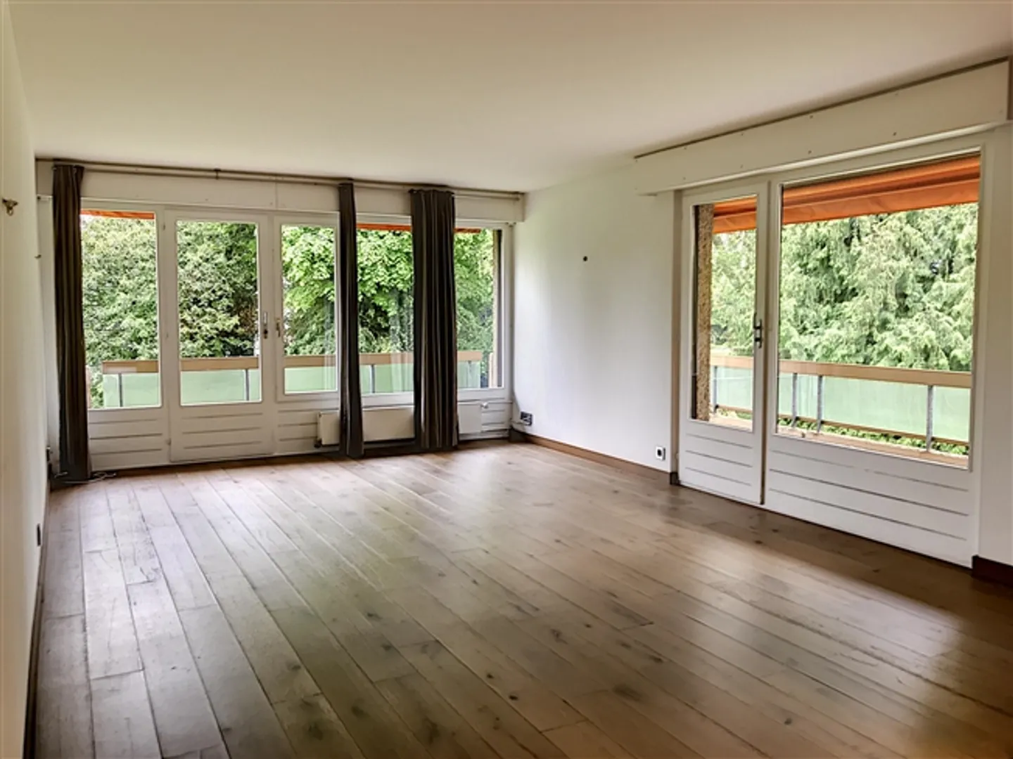 Beautiful 3-room apartment on the first floor with balcony - Photo 2 of 5