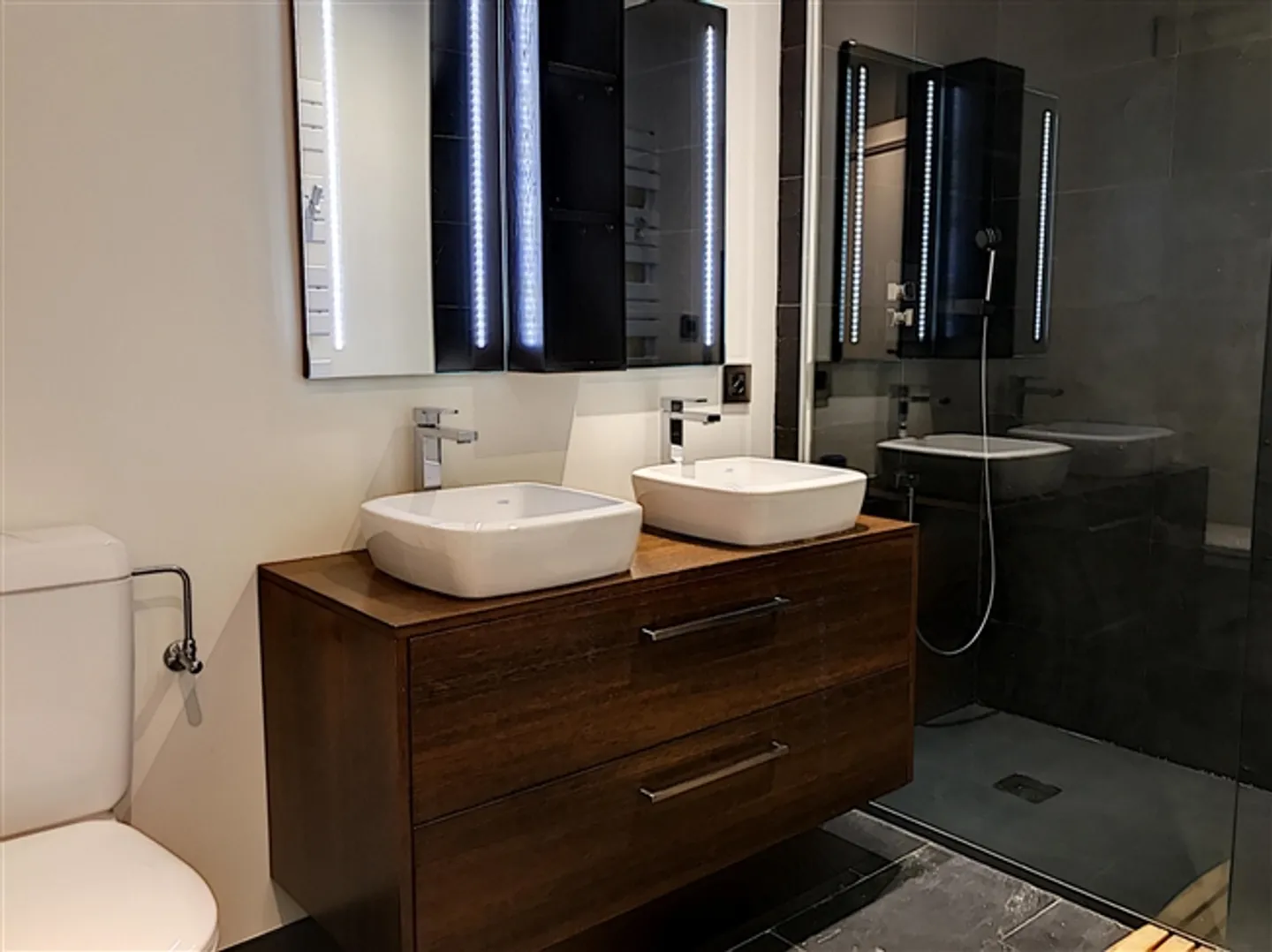 Beautiful 3-room apartment on the first floor with balcony - Photo 5 of 5