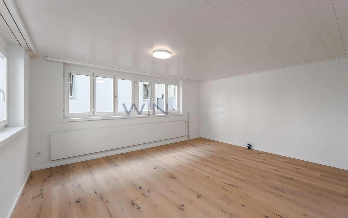 Charmantes Schweizer Chalet - Foto 8 von 8