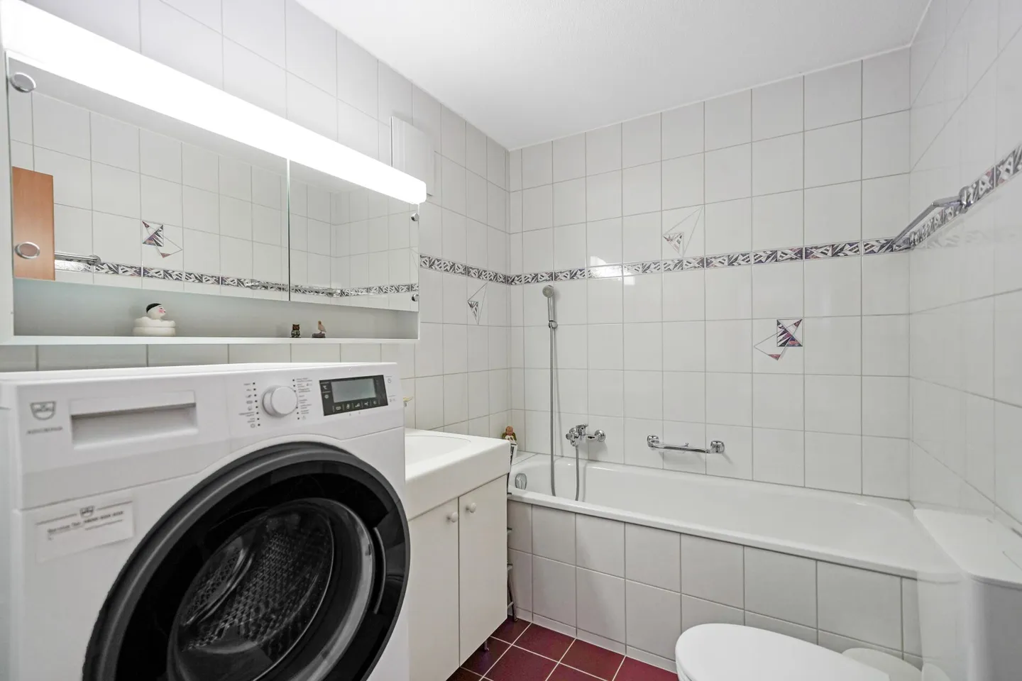 Appartamento luminoso di 4,5 stanze con vista mozzafiato - Foto 6 di 13