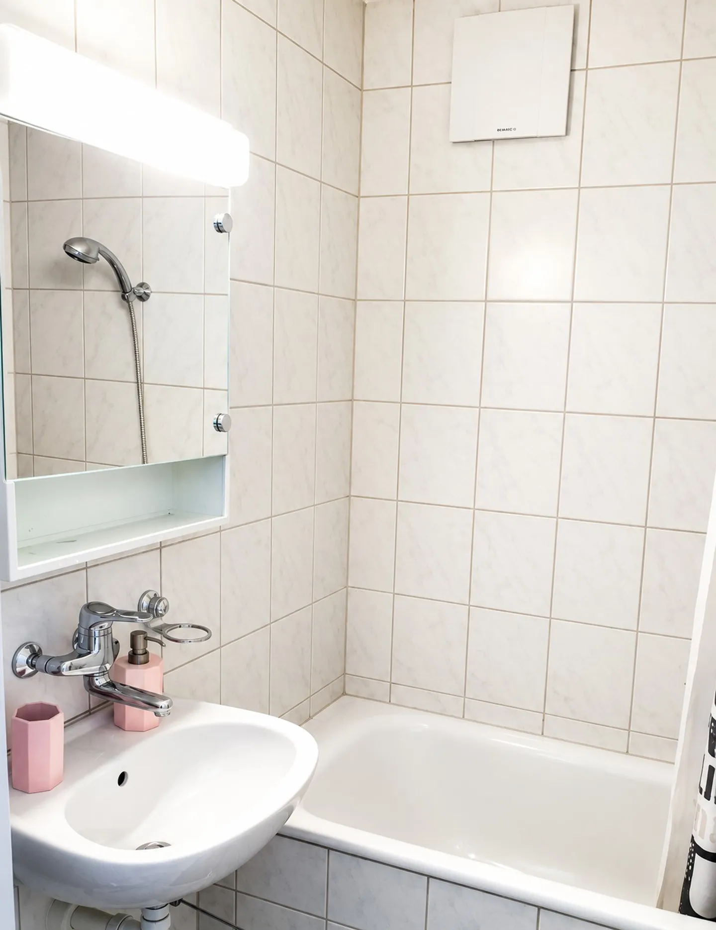 Appartement élégant 2.5 pièces à Bâle - Photo 12 sur 13