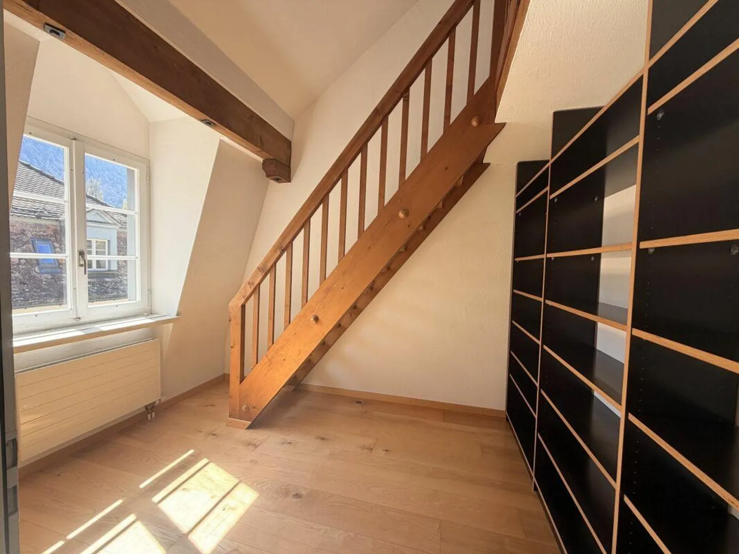 Living on two levels in the heart of Chur - unique 5 (4.5) maisonette apartment - Photo 6 of 11