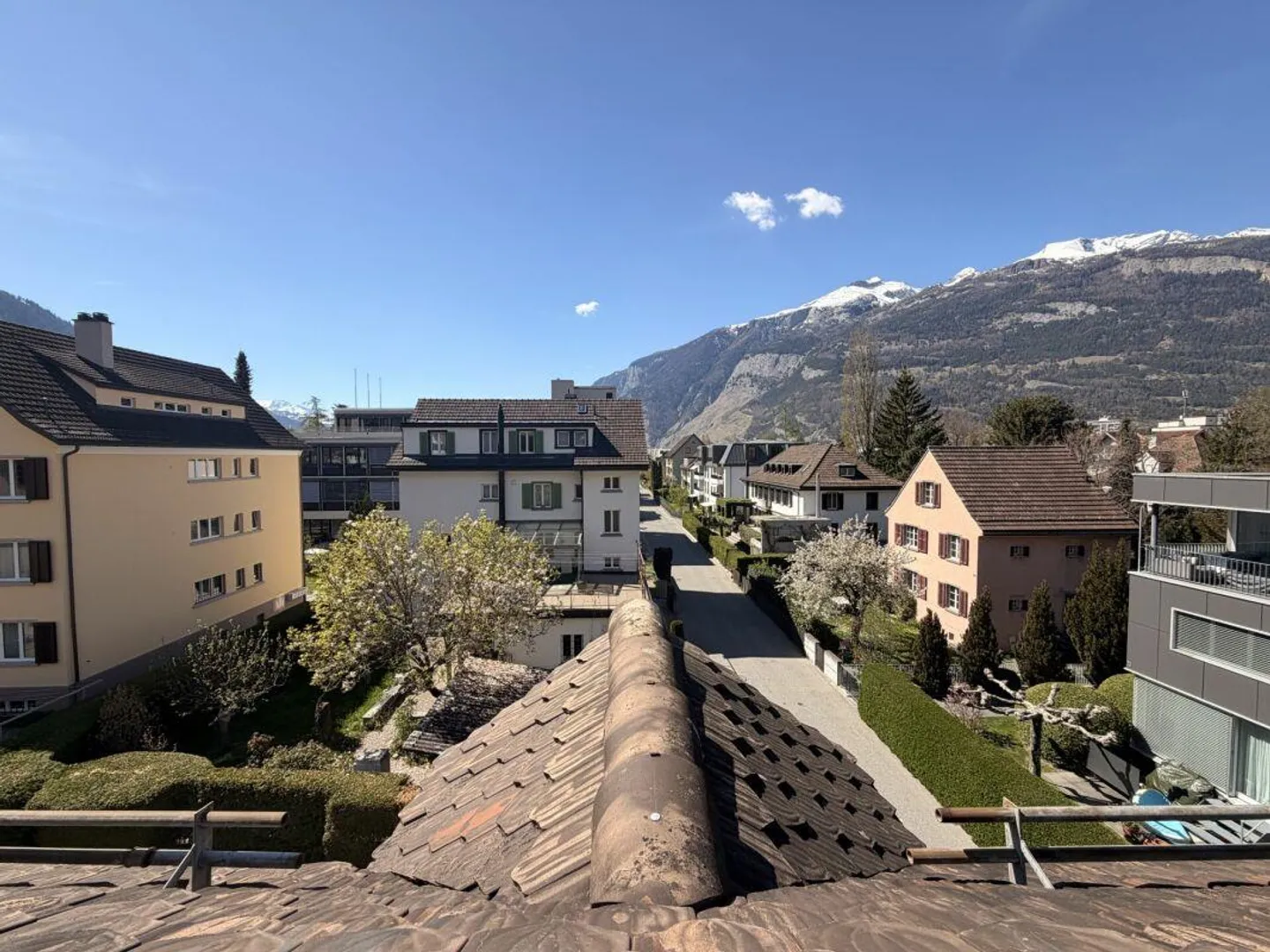 Living on two levels in the heart of Chur - unique 5 (4.5) maisonette apartment - Photo 11 of 11